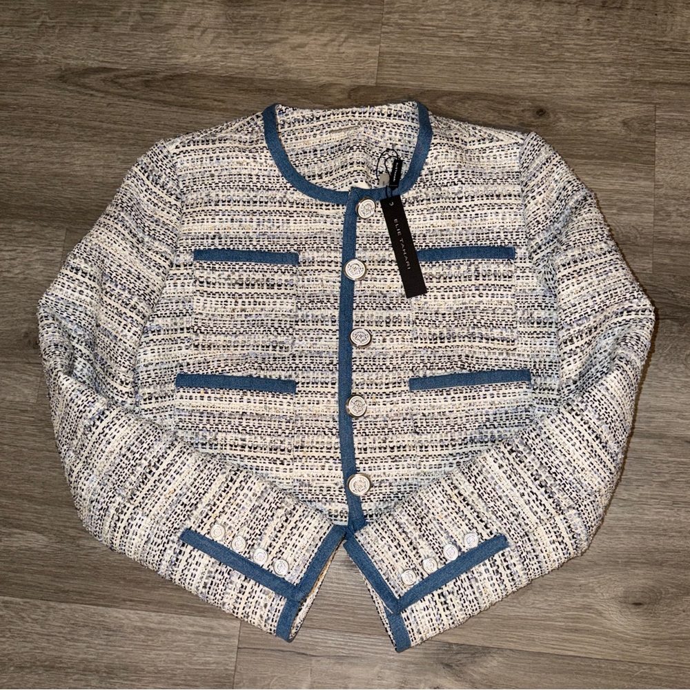 Elie Tahari Blue and White Tweed Blazer - Picture 10 of 16